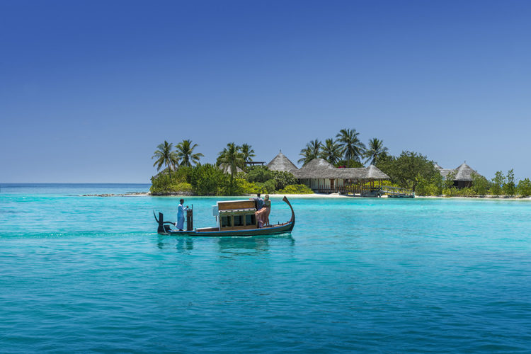 Four Seasons Kuda Haruu, Maldives dhoni to islands spa